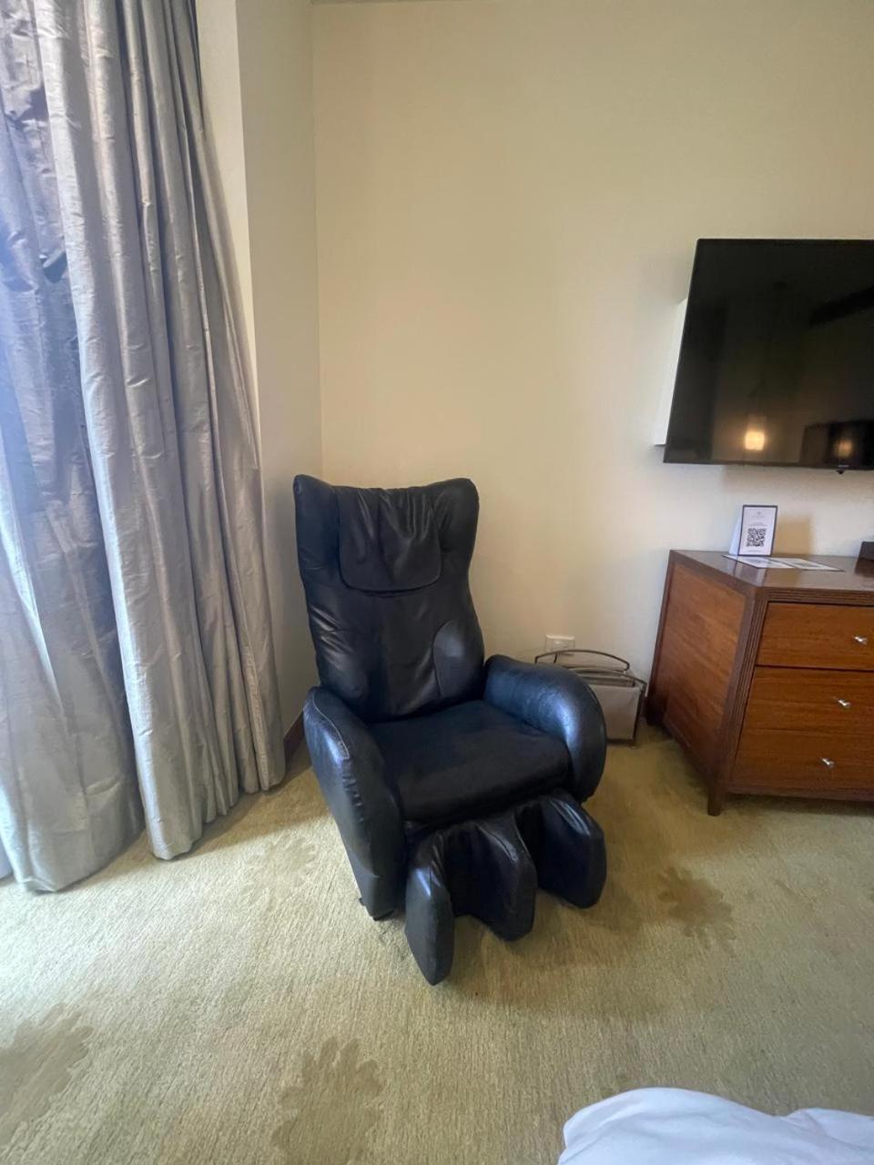 Itc Maurya, A Luxury Collection Hotel, Nueva Delhi Exterior foto Massage chair