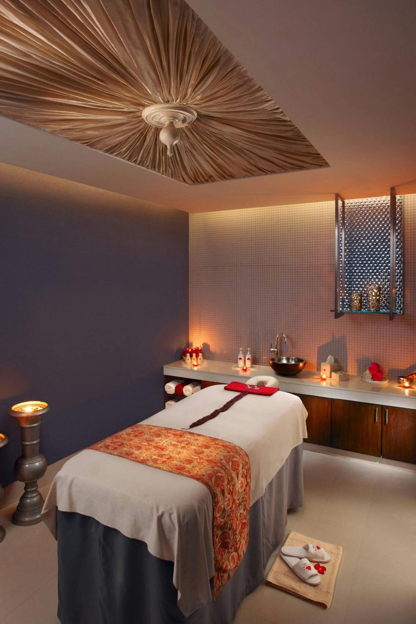 Itc Maurya, A Luxury Collection Hotel, Nueva Delhi Exterior foto A treatment room at the spa